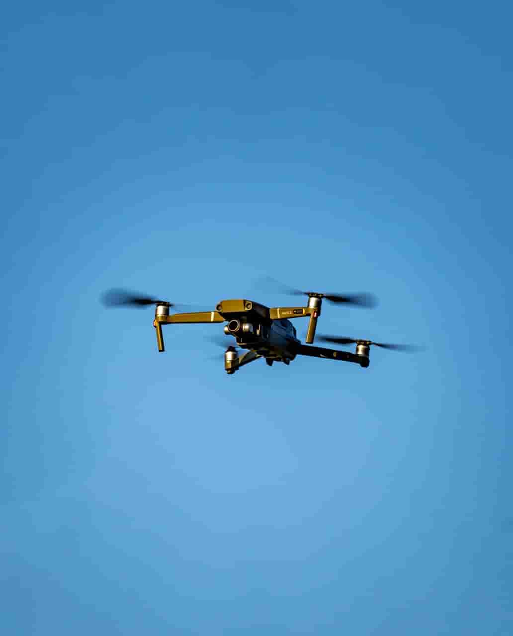 drone-8188144_1280_compressed.jpg