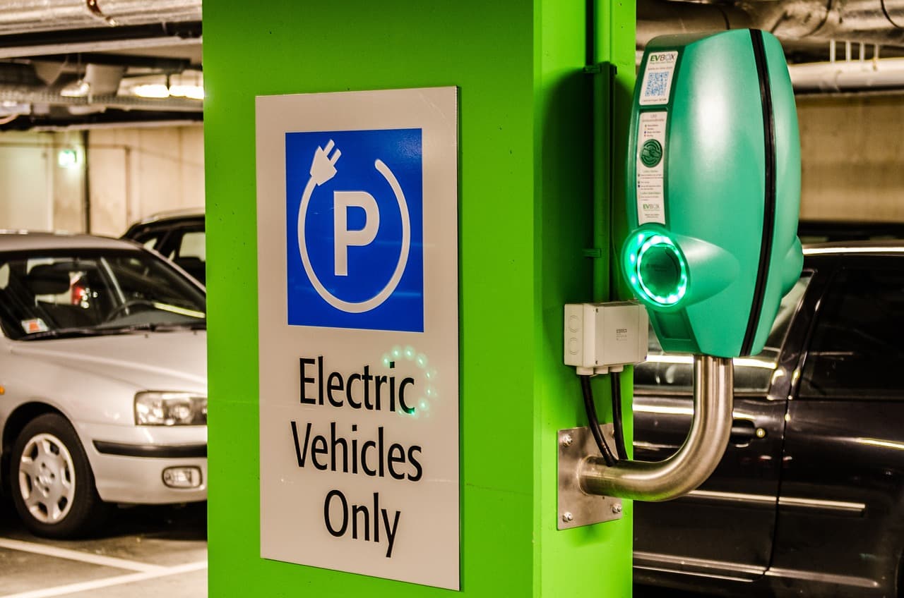 electric-2778403_1280_compressed.jpg